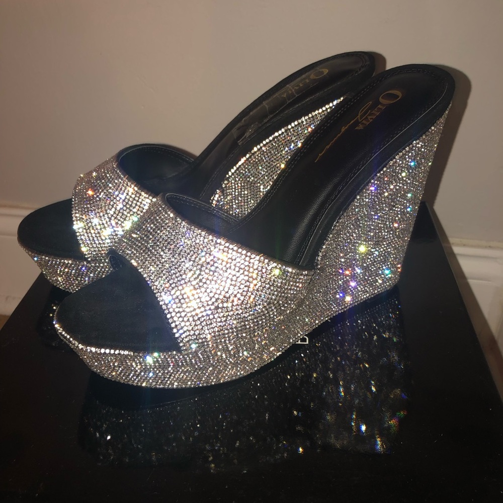 Diamonds 💎 Dancing wedge heel